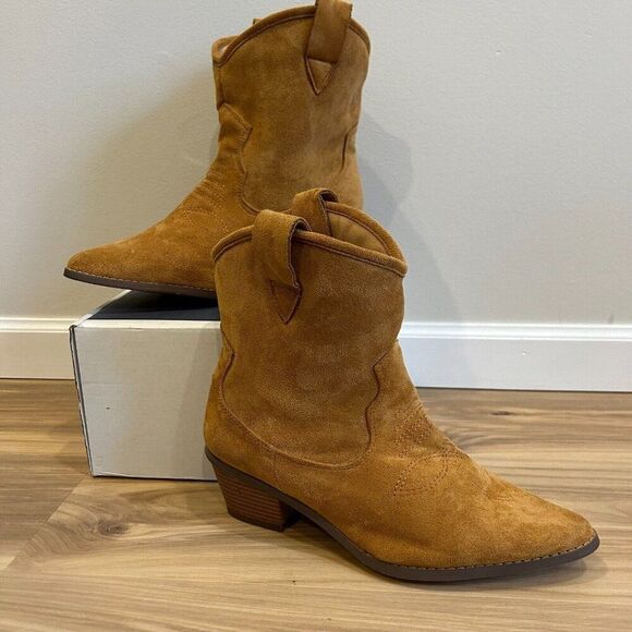 FRENCH CONNECTION Vegan Suede Slouchy Bootie Carrie Great Condition Size 9M - Picture 1 of 9